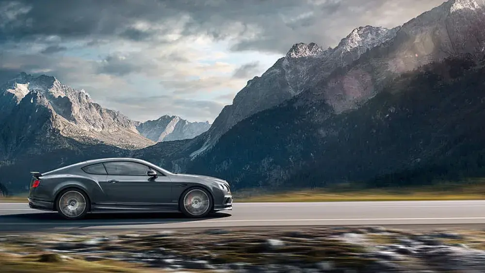 Bentley Continental GT op de weg